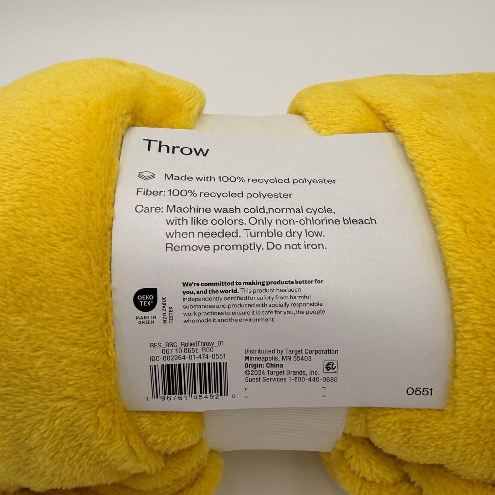Room Essentials Bright Yellow Throw - Picture 3 of 6